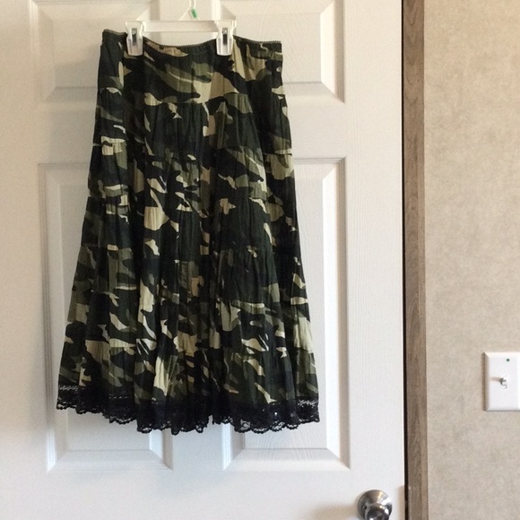 Fashion Web Dresses & Skirts - Lace Trim Camo Skirt
